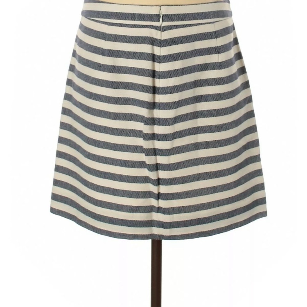 Navy blue and ivory striped skirt - Picture 2 of 3
